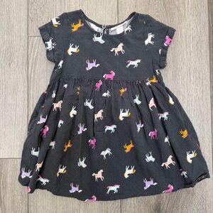 CAT AND JACK SHORT SLEEVE DRESS UNICORNS GREY 2T